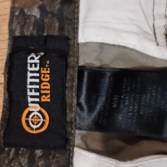 Boy's Camouflage Cargo Pants - Picture 4 of 7